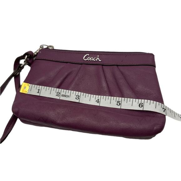 COACH Purple Wristlet - Picture 5 of 7